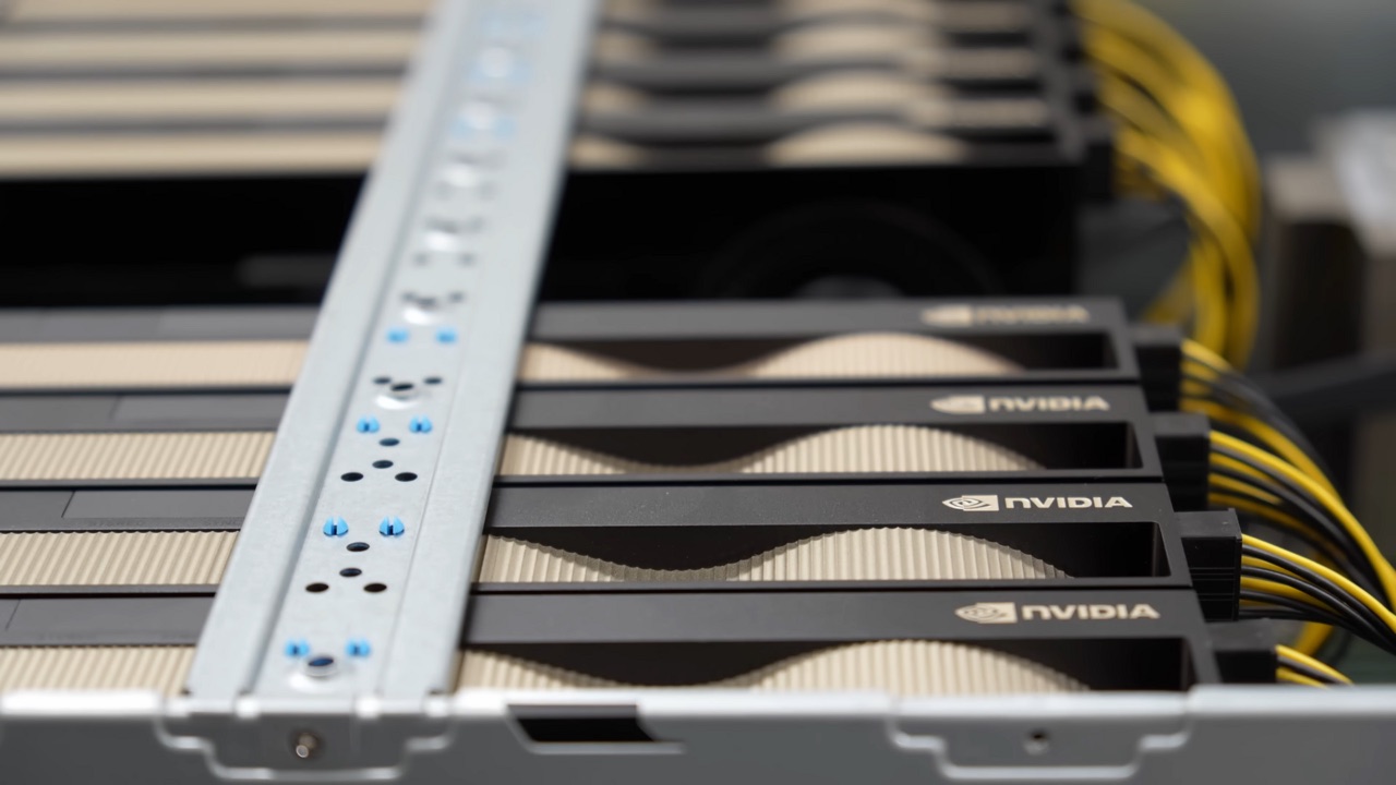 Các card đồ hoạ NVIDIA gắn trong máy chủ dùng cho AI